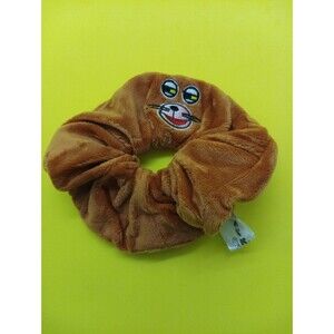 Bread thief pan dorobou scrunchie hair accessory